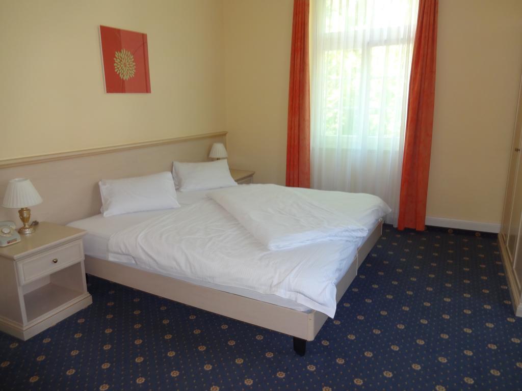 Hotel Schweizerhof Weggis Zewnętrze zdjęcie