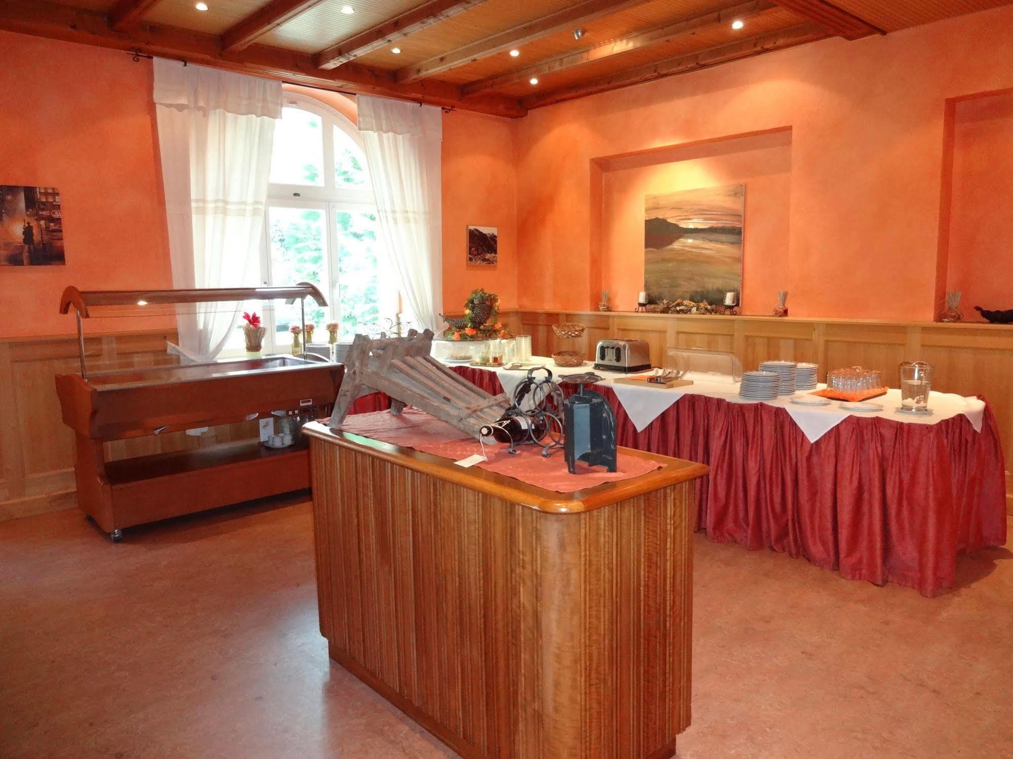 Hotel Schweizerhof Weggis Zewnętrze zdjęcie